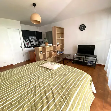 Apartment Le Maddy Clim-wifi-parking-proche Plages *